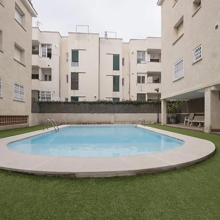Apartamento Comodo Cubelles